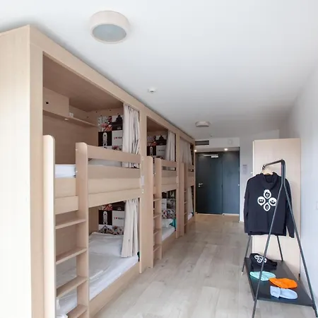 The People - Bercy Hostel