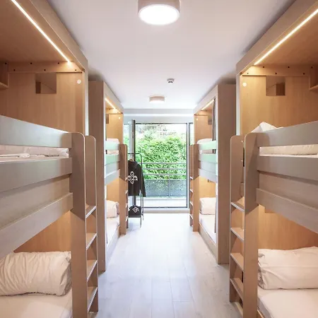 The People - Bercy פריז