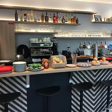 אכסניה The People - Bercy *