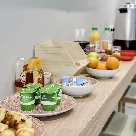 بيت شباب The People - Bercy *