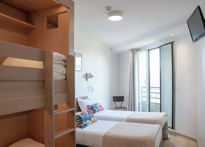 The People - Bercy 파리