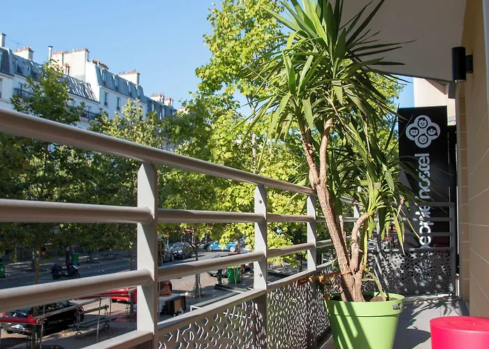 The People - Bercy * 파리