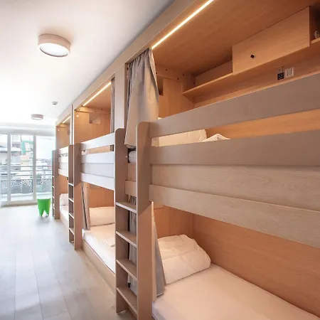 The People - Bercy Париж